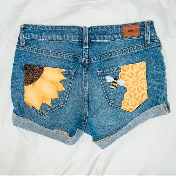BDG Pants - 🌻sunflower and honey bee denim shorts 🌻